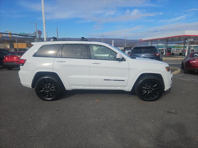 used 2018 Jeep Grand Cherokee car, priced at $21,495