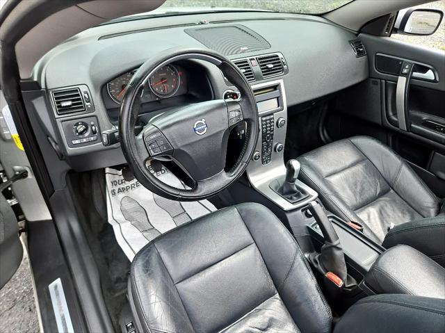 used 2007 Volvo C70 car, priced at $11,295