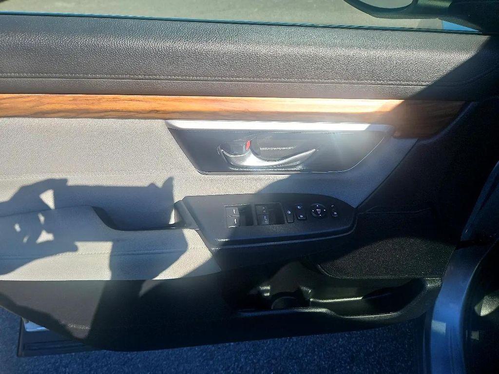 used 2022 Honda CR-V car, priced at $29,795