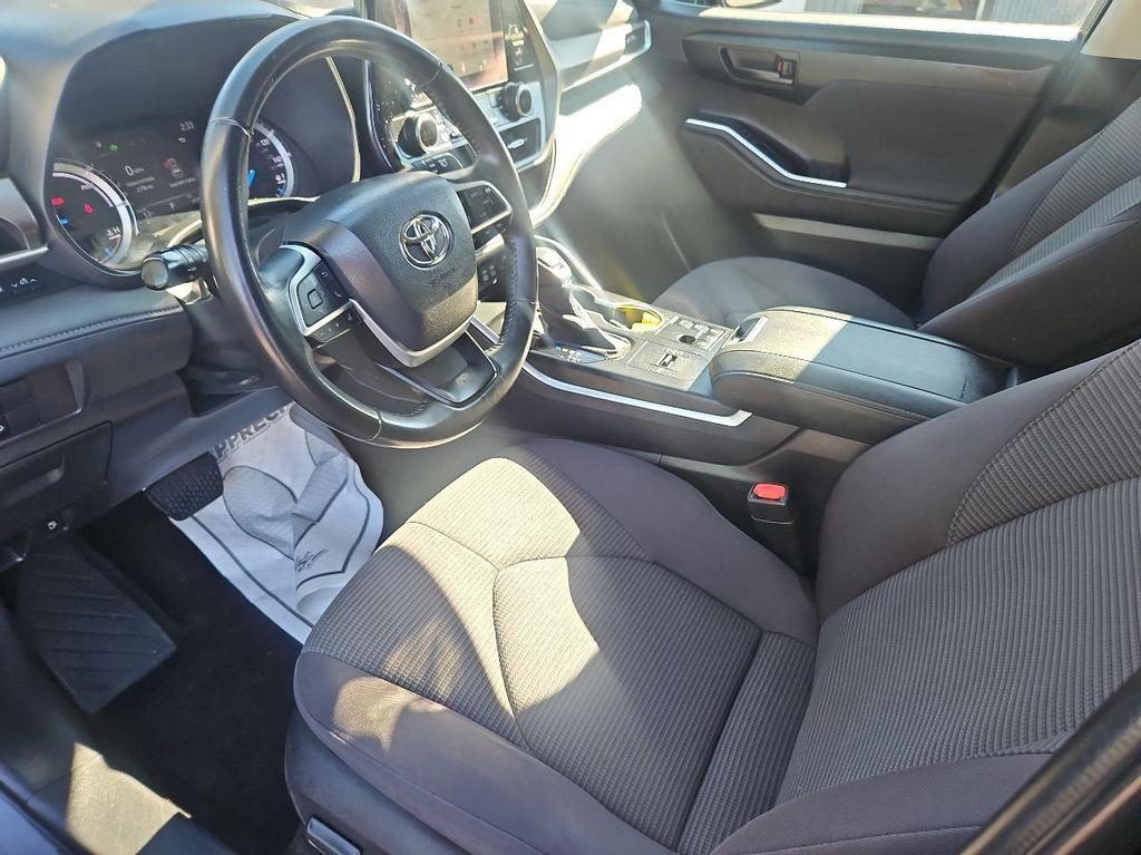 used 2023 Toyota Highlander Hybrid car, priced at $33,500