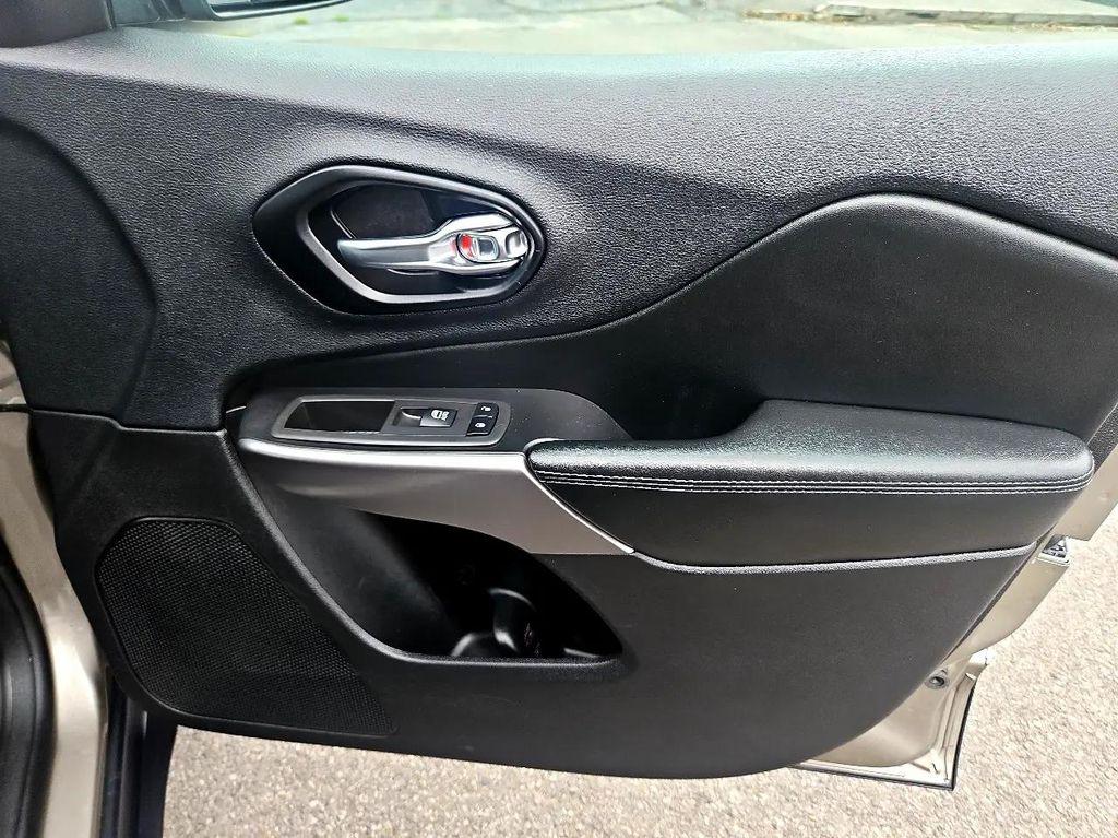 used 2021 Jeep Cherokee car, priced at $19,200
