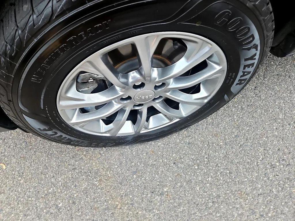 used 2021 Jeep Cherokee car, priced at $19,200