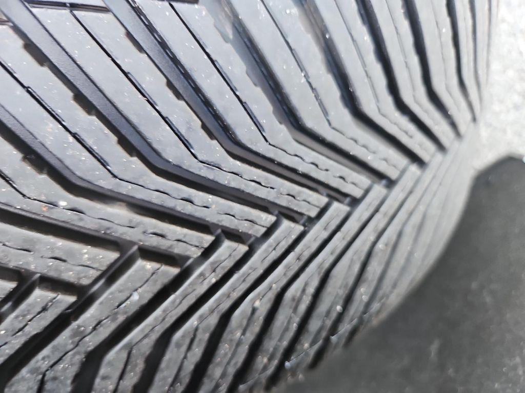 used 2022 Buick Enclave car, priced at $27,700