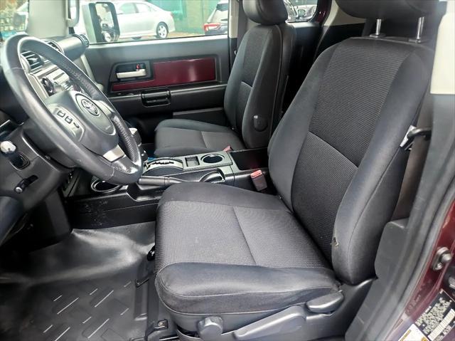 used 2007 Toyota FJ Cruiser car, priced at $14,795
