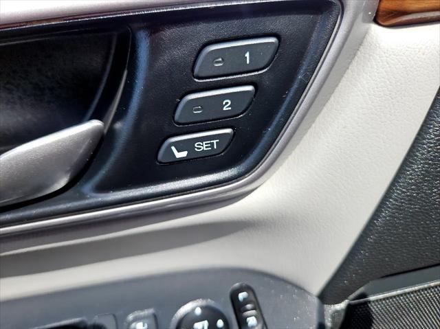 used 2020 Honda CR-V car, priced at $30,200