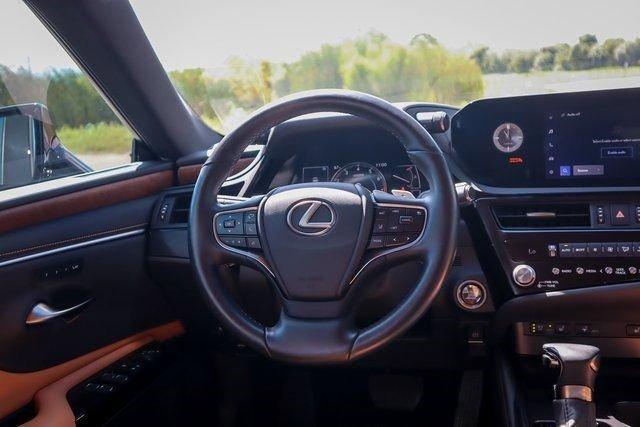 used 2024 Lexus ES 350 car, priced at $39,103
