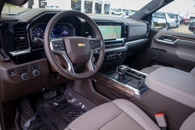 used 2025 Chevrolet Silverado 1500 car, priced at $61,991