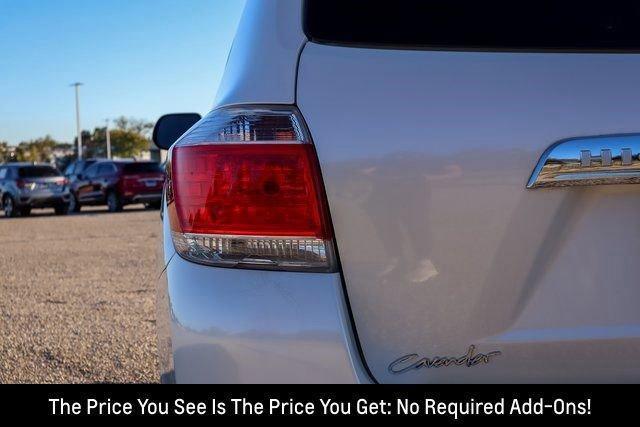 used 2013 Toyota Highlander car, priced at $15,991