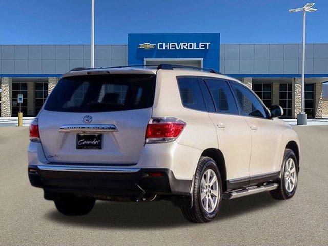 used 2013 Toyota Highlander car, priced at $15,991