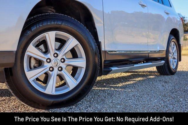 used 2013 Toyota Highlander car, priced at $15,991