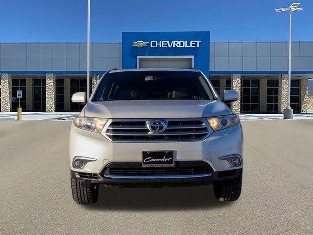 used 2013 Toyota Highlander car, priced at $15,991