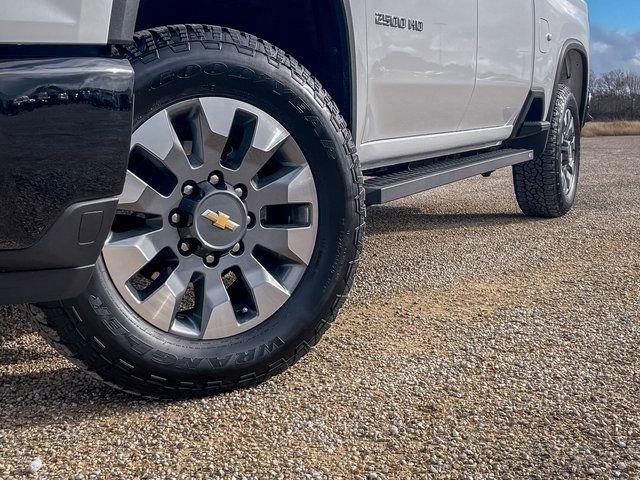 used 2024 Chevrolet Silverado 2500 car, priced at $51,994