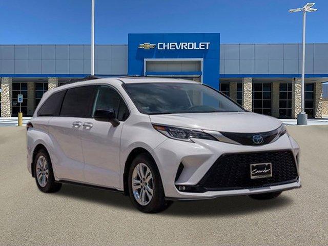 used 2023 Toyota Sienna car, priced at $47,991