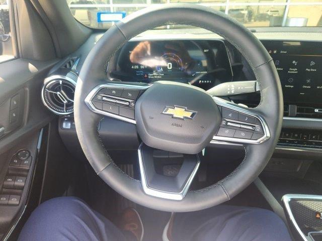 used 2025 Chevrolet Equinox car, priced at $29,991