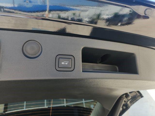 used 2025 Chevrolet Equinox car, priced at $29,991