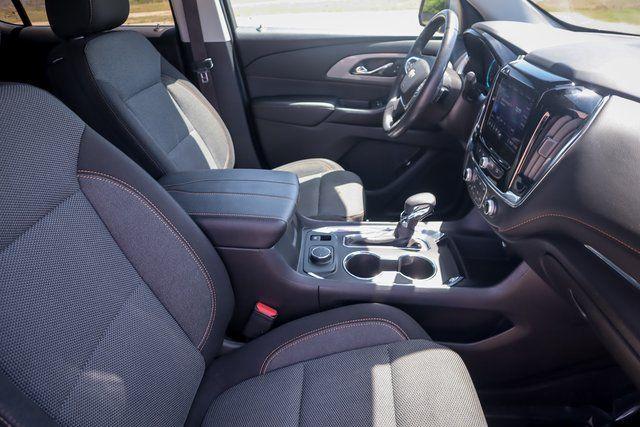 used 2021 Chevrolet Traverse car, priced at $28,991