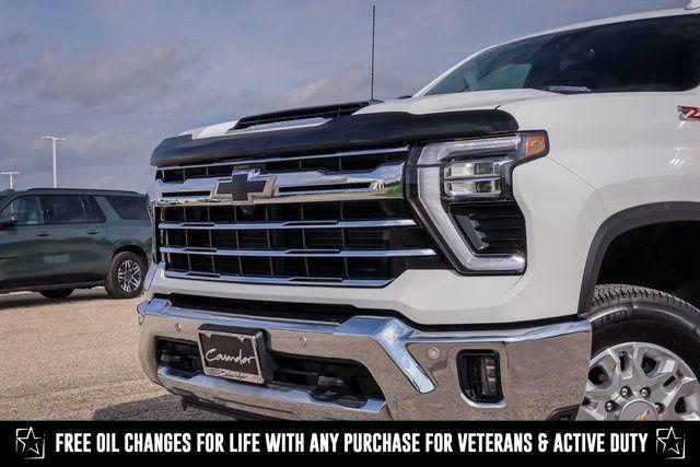 used 2024 Chevrolet Silverado 2500 car, priced at $66,982