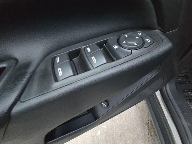 used 2023 Chevrolet Equinox car, priced at $20,891