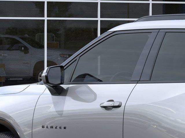 new 2025 Chevrolet Blazer car, priced at $44,965