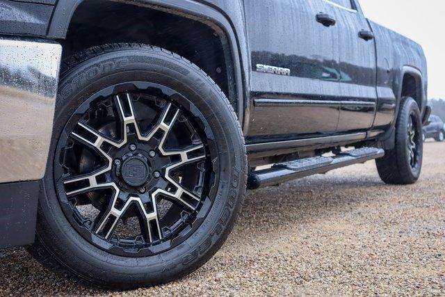 used 2018 GMC Sierra 1500 car, priced at $23,991