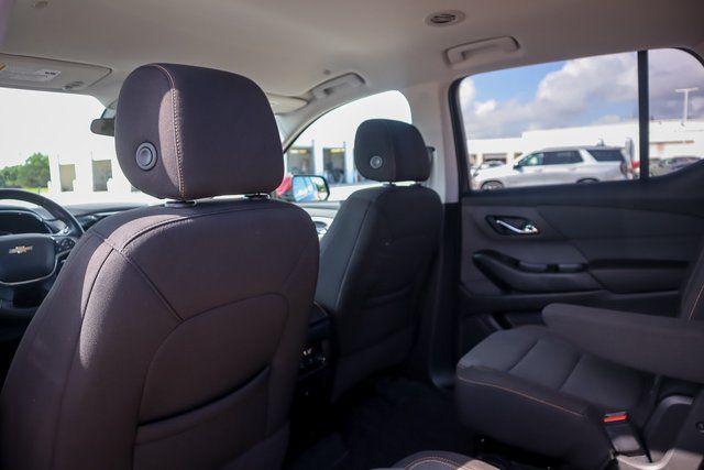 used 2021 Chevrolet Traverse car, priced at $28,991