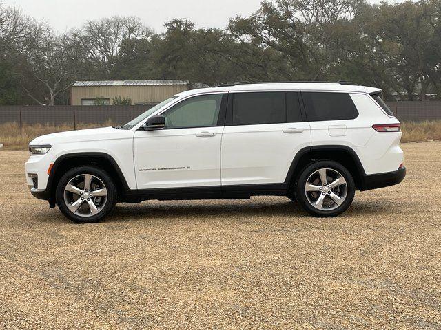 used 2022 Jeep Grand Cherokee L car, priced at $33,991