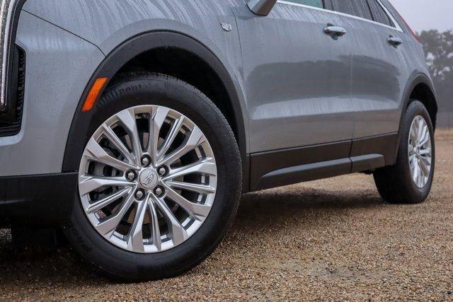 used 2024 Cadillac XT4 car, priced at $35,911