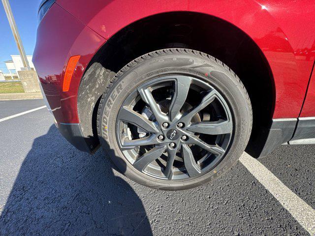 used 2024 Chevrolet Equinox car, priced at $24,976