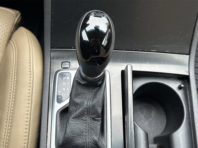 used 2016 Hyundai Azera car, priced at $13,911