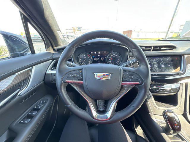 used 2024 Cadillac XT6 car, priced at $43,319