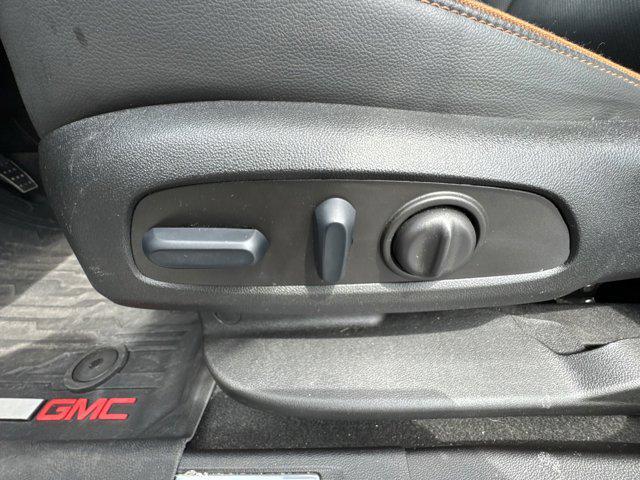 used 2023 GMC Acadia car, priced at $35,692
