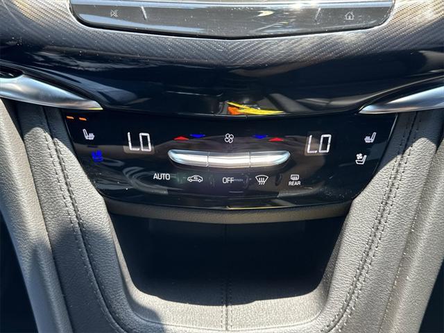used 2024 Cadillac XT6 car
