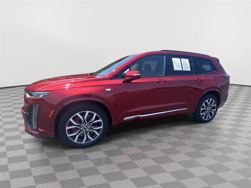 used 2024 Cadillac XT6 car, priced at $53,485
