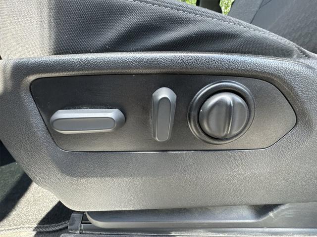 used 2021 Chevrolet Silverado 1500 car, priced at $38,314