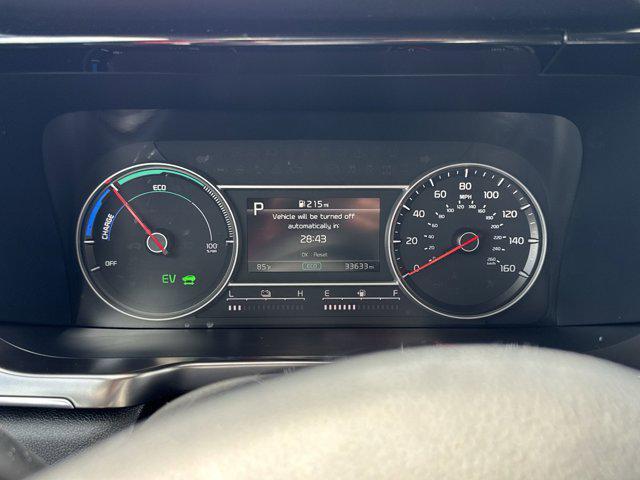 used 2023 Kia Sorento Hybrid car, priced at $31,305
