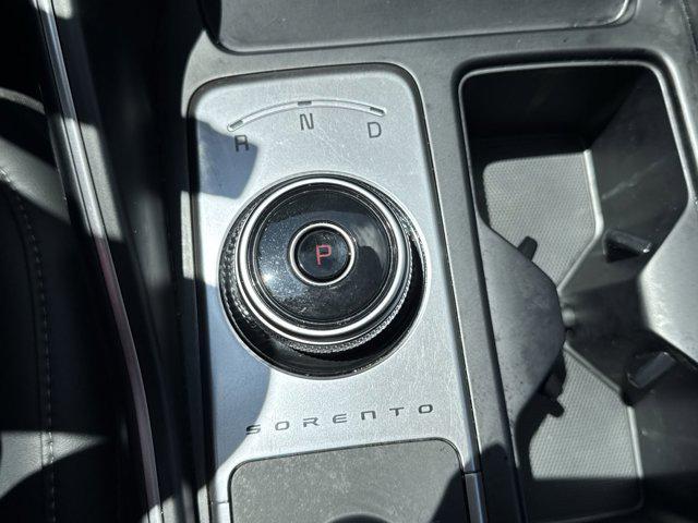 used 2023 Kia Sorento Hybrid car, priced at $31,305