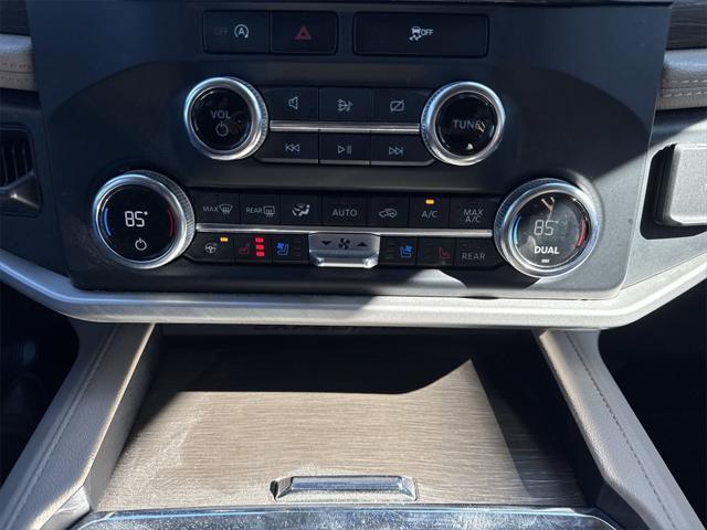used 2023 Ford Expedition car, priced at $44,612