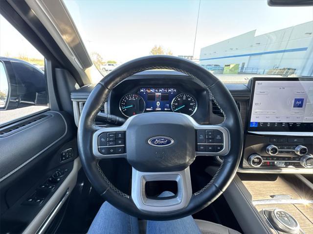 used 2023 Ford Expedition car, priced at $44,612