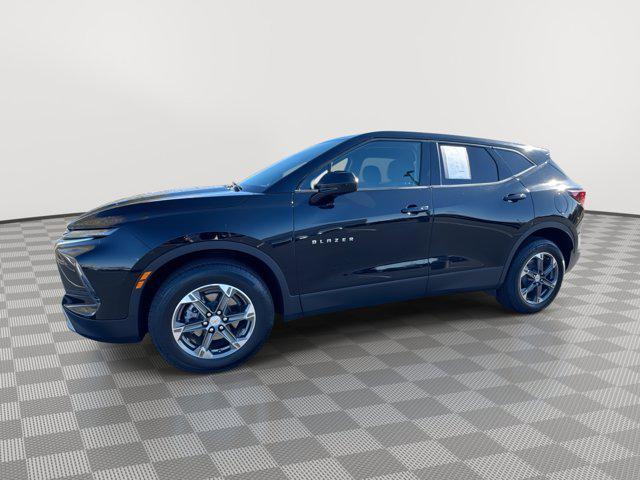 used 2025 Chevrolet Blazer car, priced at $28,986