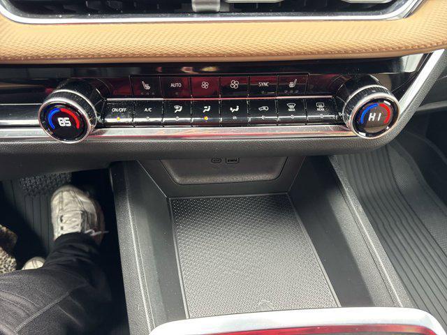 used 2025 Chevrolet Equinox car, priced at $30,878