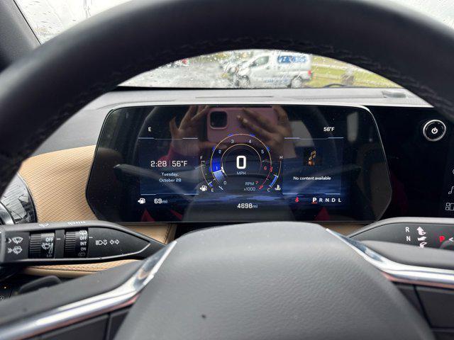 used 2025 Chevrolet Equinox car, priced at $30,878