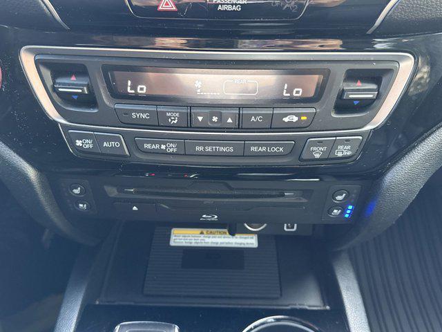 used 2022 Honda Pilot car, priced at $35,851