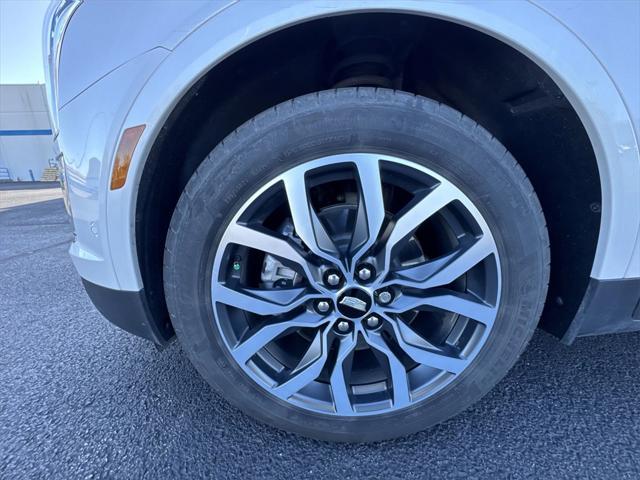 used 2021 Cadillac XT5 car, priced at $35,986