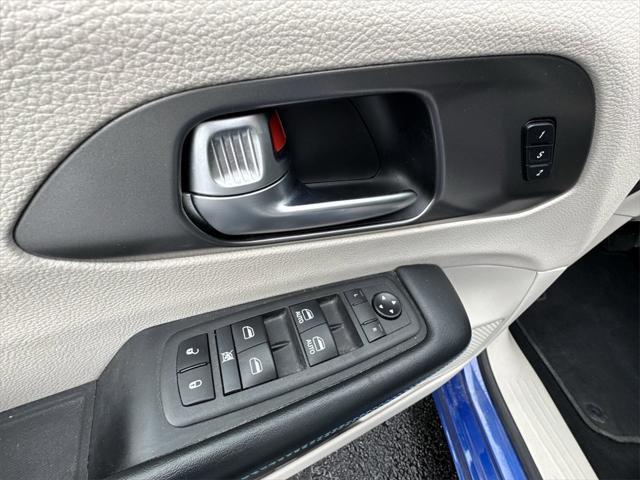 used 2021 Chrysler Pacifica car, priced at $21,512