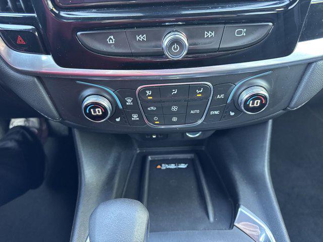 used 2023 Chevrolet Traverse car, priced at $33,244