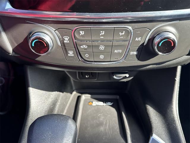 used 2023 Chevrolet Traverse car, priced at $26,194