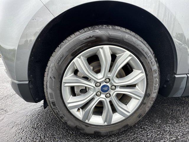 used 2022 Ford Edge car, priced at $21,997