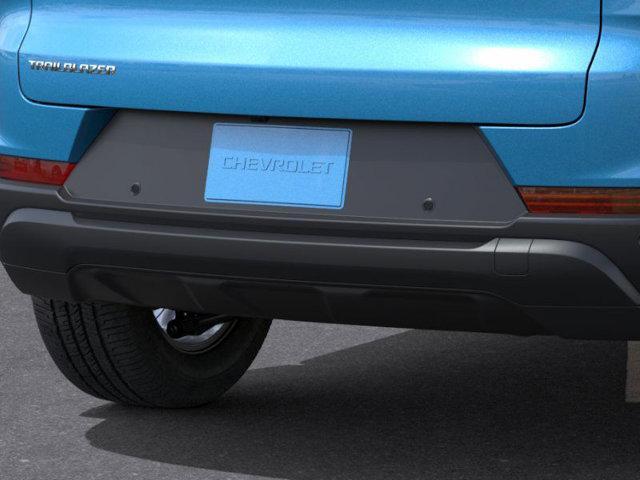 new 2025 Chevrolet TrailBlazer car, priced at $23,521
