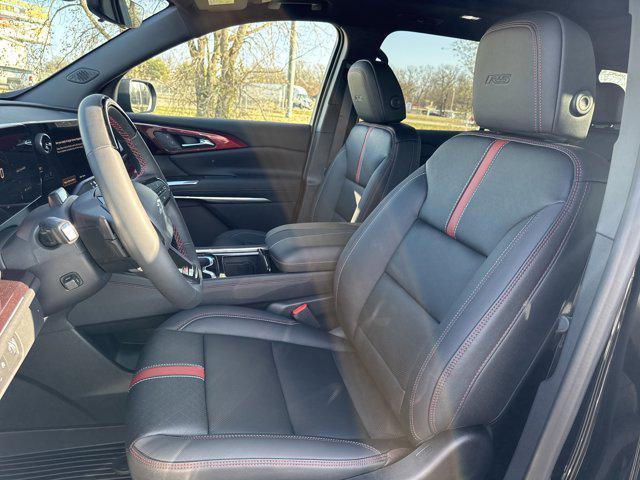 new 2026 Chevrolet Traverse car, priced at $58,204