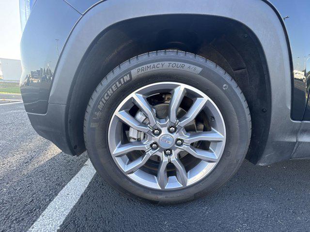 used 2024 GMC Terrain car, priced at $24,651